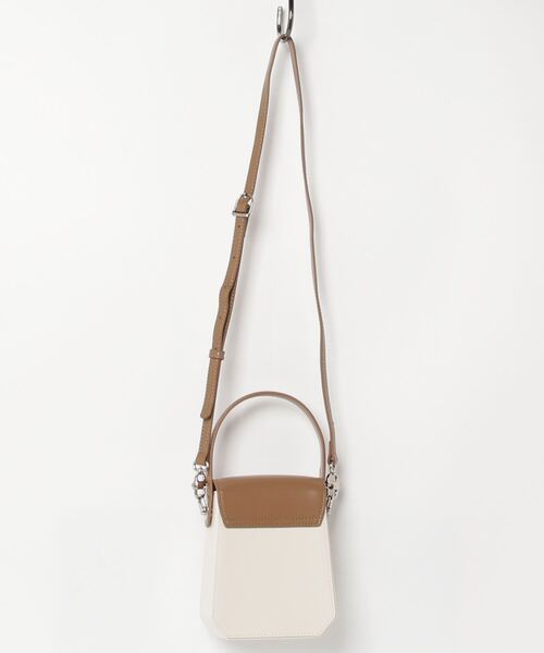 Olu.（オルドット）の「スクエアレトロコンパクトバッグ（ショルダーバッグ・レディース・ブラウン系その他・FREE）」の8枚目の写真