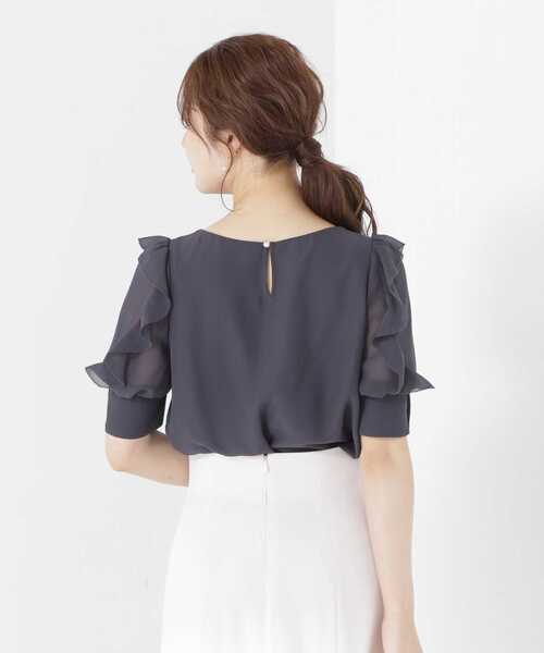 PROPORTION BODY DRESSING（プロポーションボディドレッシング）の「シアーラッフルブラウス / 1213210602（シャツ/ブラウス・レディース・グレー/ダークグレー/ベージュ・SMALL/MEDIUM）」の21枚目の写真