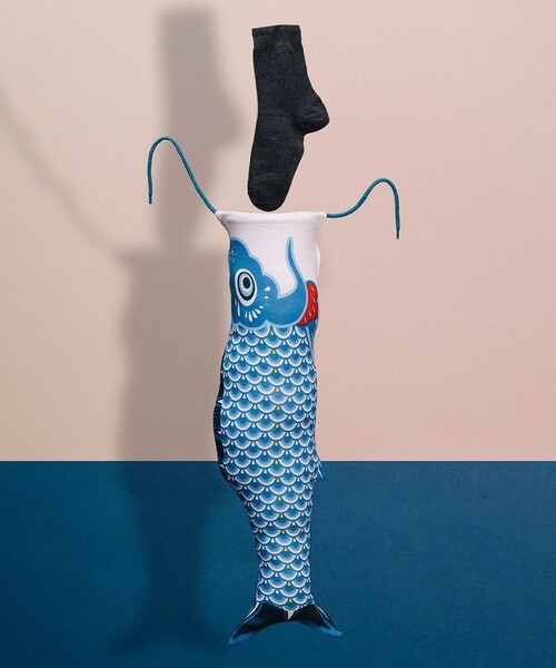 bpr BEAMS（ビーピーアール ビームス ）の「DOIY / "Koinobori" Laundry Bag（ランドリーグッズ・メンズ・ブルー/レッド・ONE SIZE）」の9枚目の写真