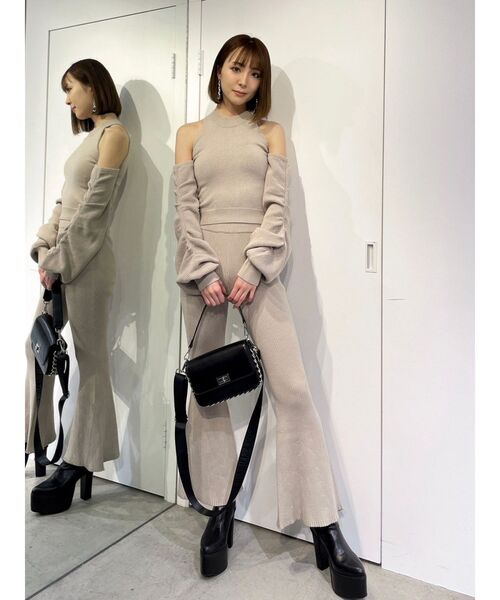 GYDA（ジェイダ）の「【SET着用可】アームドッキングデザインニットTOPS（ニット/セーター・レディース・ベージュ/ブラック/ブラウン・FREE）」の15枚目の写真