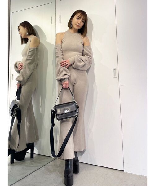 GYDA（ジェイダ）の「【SET着用可】アームドッキングデザインニットTOPS（ニット/セーター・レディース・ベージュ/ブラック/ブラウン・FREE）」の16枚目の写真