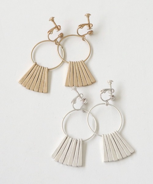 antiqua（アンティカ）の「プレートフリンジイヤリング（イヤリング・レディース・シルバー/ゴールド・FREE）」の6枚目の写真