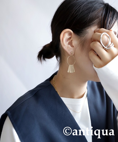 antiqua（アンティカ）の「プレートフリンジイヤリング（イヤリング・レディース・シルバー/ゴールド・FREE）」の9枚目の写真