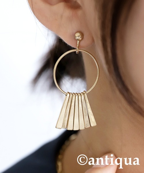 antiqua（アンティカ）の「プレートフリンジイヤリング（イヤリング・レディース・シルバー/ゴールド・FREE）」の10枚目の写真
