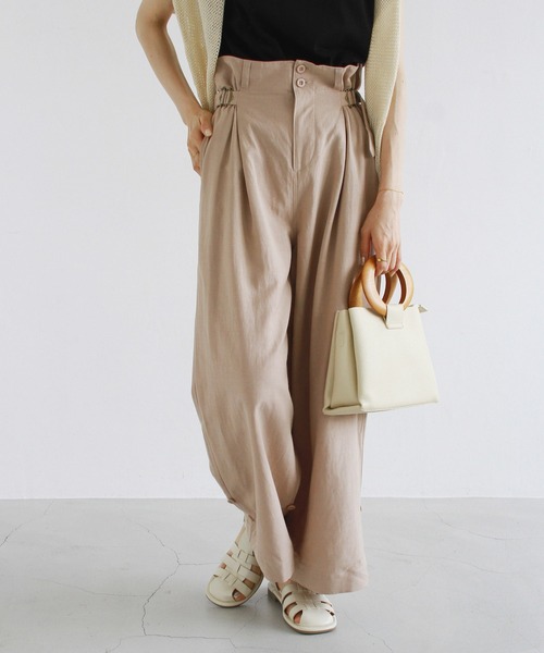 Crisp（クリスプ）の「サイドベルトワイドパンツ（その他パンツ・レディース・ベージュ/ナチュラル・FREE）」の2枚目の写真