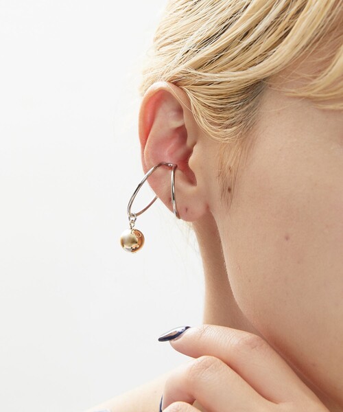 FREAK'S STORE(フリークスストア)の「限定展開 ビックフープイヤーカフ(片耳)(イヤーカフ・レディース・シルバー/ゴールド・ONE SIZE)」の3枚目の写真