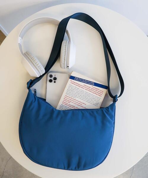 WEGO（ウィゴー）の「WEGO/カラーハーフムーンショルダー