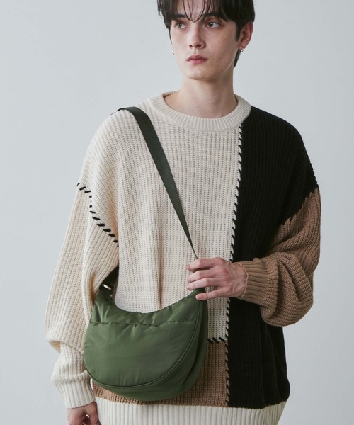 WEGO(ウィゴー)の「WEGO/カラーハーフムーンショルダー(ショルダーバッグ・レディース・ブラック/グレー/カーキ/ブルー/オフホワイト/ブラック系その他/シルバー/その他1/その他2/その他3・FREE)」の12枚目の写真