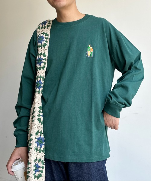 CPCM(シーピーシーエム)の「胸1ポイント刺繍ロンT(Tシャツ/カットソー・メンズ・ホワイト系その他/ホワイト/グリーン/ホワイト系その他3/グレイッシュベージュ/ブラック・MEDIUM/LARGE)」の2枚目の写真