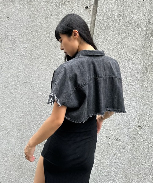 LVEU.(ラブユ.)の「【LVEU.】ショートダメージデニムベスト / トップス アウター デニム ベスト 半袖 ノースリーブ ショート クロップド ダメージ ヴィンテージ 色落ち ブラック(ベスト・レディース・ブラック・FREE)」の7枚目の写真