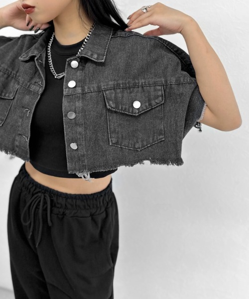 LVEU.(ラブユ.)の「【LVEU.】ショートダメージデニムベスト / トップス アウター デニム ベスト 半袖 ノースリーブ ショート クロップド ダメージ ヴィンテージ 色落ち ブラック(ベスト・レディース・ブラック・FREE)」の12枚目の写真