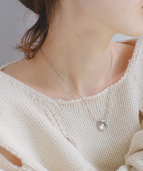 Kastane（カスタネ）の「【fiw.】チョーカー（チョーカー・レディース・ベージュ/ブラック・FREE）」の2枚目の写真