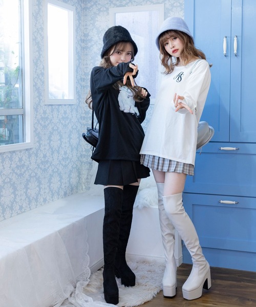 Newlyme(ニューリーミー)の「ストレッチフィット厚底美脚ニーハイブーツ(ブーツ・レディース・ブラック/ブラック系その他/オフホワイト・23.5cm/22.5cm/24cm/25cm/23cm/24.5cm)」の14枚目の写真