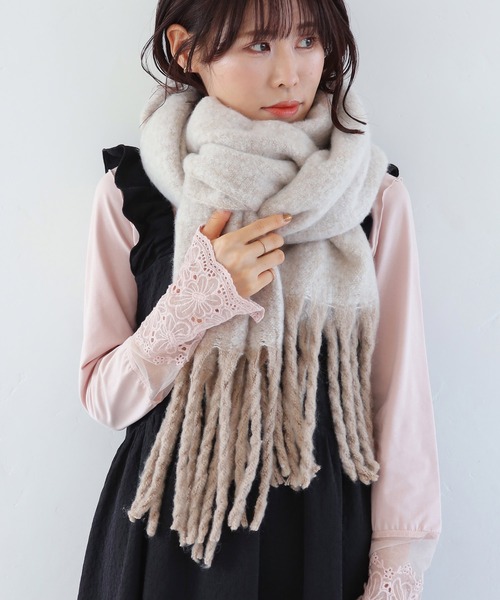 Crisp（クリスプ）の「ボリュームフリンジマフラー（マフラー・レディース・ピンク/グリーン/ブルー/アイボリー/ブラウン・FREE）」の20枚目の写真