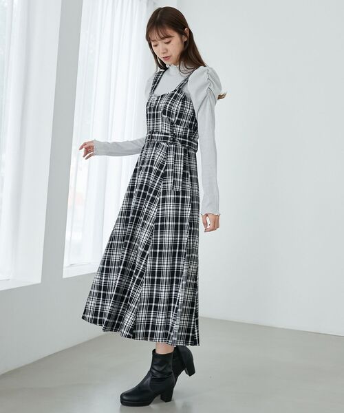 MAJESTIC LEGON(マジェスティックレゴン)の「Ladyライクパワショルトップス(Tシャツ/カットソー・レディース・ブラック/ピンク/オフホワイト・MEDIUM)」の6枚目の写真