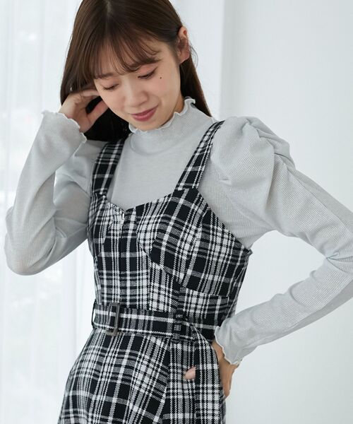 MAJESTIC LEGON(マジェスティックレゴン)の「Ladyライクパワショルトップス(Tシャツ/カットソー・レディース・ブラック/ピンク/オフホワイト・MEDIUM)」の9枚目の写真