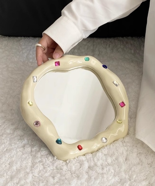 Made in I(メイドインアイ)の「STONE JEWELRY DECORATION MIRROR(ミラー・レディース・アイボリー/シルバー・FREE)」の22枚目の写真