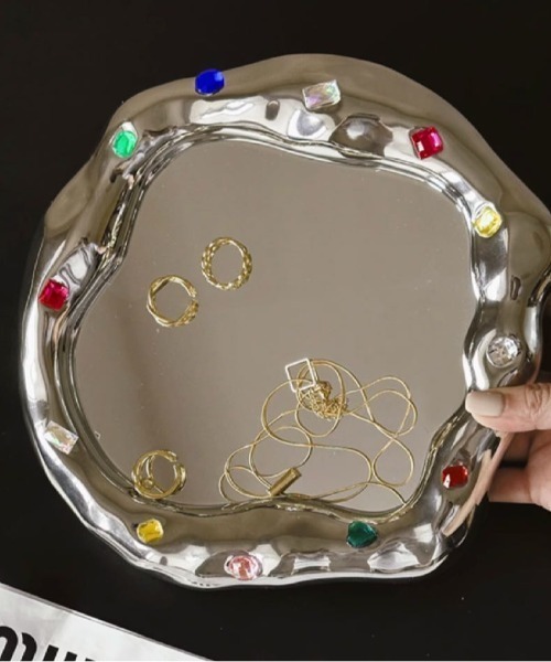 Made in I(メイドインアイ)の「STONE JEWELRY DECORATION MIRROR(ミラー・レディース・アイボリー/シルバー・FREE)」の10枚目の写真