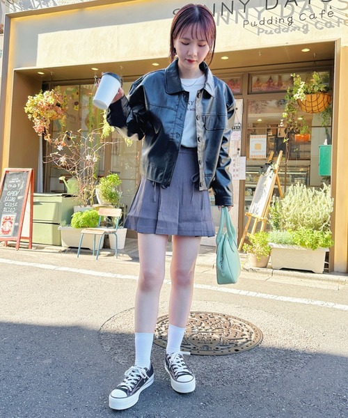 CLEA(クレア)の「フェイクレザーショートジャケット(ブルゾン・レディース・ブラック/ブラウン・FREE)」の15枚目の写真