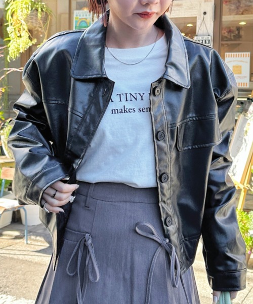 CLEA(クレア)の「フェイクレザーショートジャケット(ブルゾン・レディース・ブラック/ブラウン・FREE)」の5枚目の写真