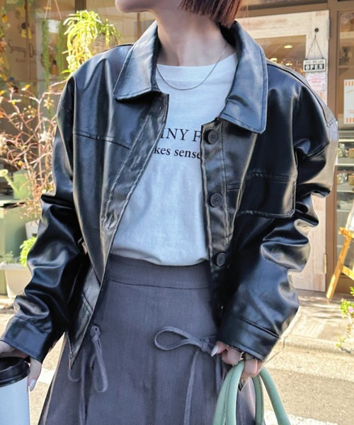 CLEA(クレア)の「フェイクレザーショートジャケット(ブルゾン・レディース・ブラック/ブラウン・FREE)」の6枚目の写真