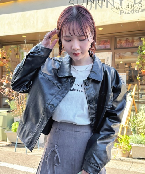 CLEA(クレア)の「フェイクレザーショートジャケット(ブルゾン・レディース・ブラック/ブラウン・FREE)」の9枚目の写真