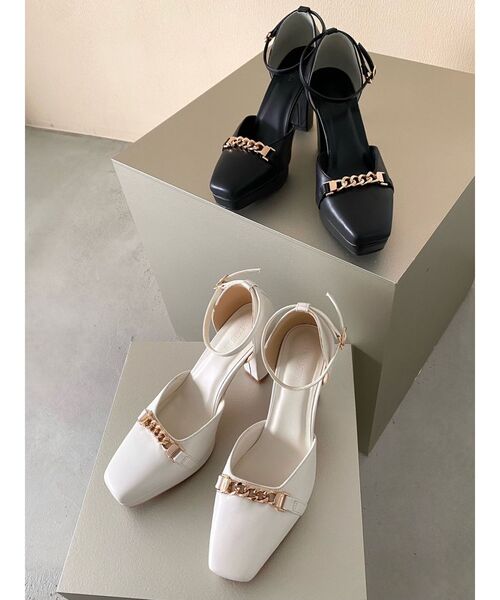 RESEXXY（リゼクシー）の「デザインパンプス（パンプス・レディース・アイボリー/ブラック・SMALL/MEDIUM/LARGE）」の3枚目の写真