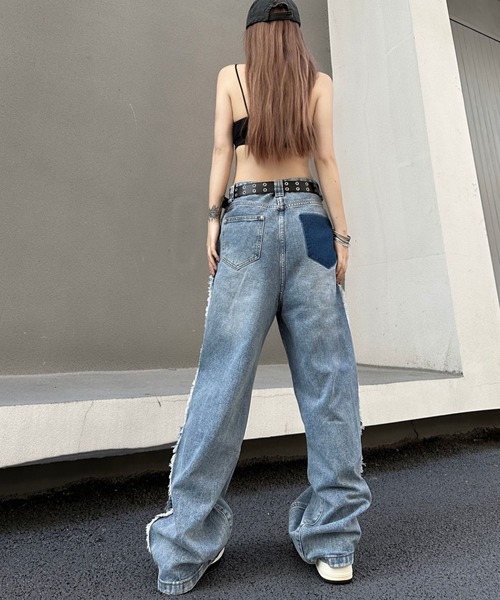 meJane（ミージェーン）の「サイドフリンジ リメイクライクワイドデニム（デニムパンツ・レディース・ブルー・S/L/M）」の6枚目の写真