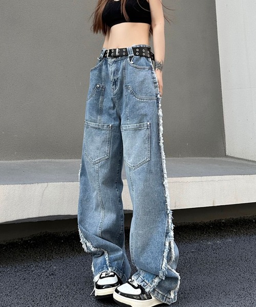 meJane（ミージェーン）の「サイドフリンジ リメイクライクワイドデニム（デニムパンツ・レディース・ブルー・S/L/M）」の4枚目の写真