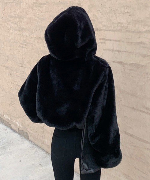 セール】ショート丈ファーブルゾン（ブルゾン）｜Sibra（シブラ）の