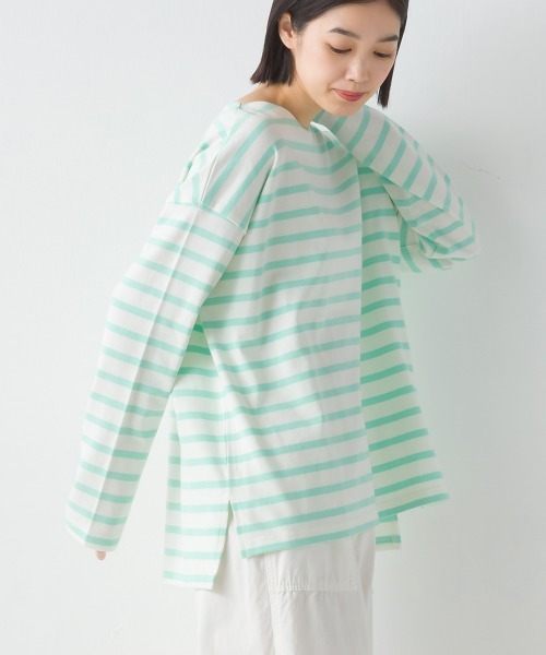 OMNES(オムネス)の「10番単ボーダーワイドシルエットスリット長袖Tシャツ(Tシャツ/カットソー・レディース・ホワイト系その他3/ホワイト系その他/ホワイト×ブラック/ホワイト系その他4/ホワイト系その他2/ネイビー×ホワイト/ブラウン系その他/ベージュ系その他・FREE)」の3枚目の写真