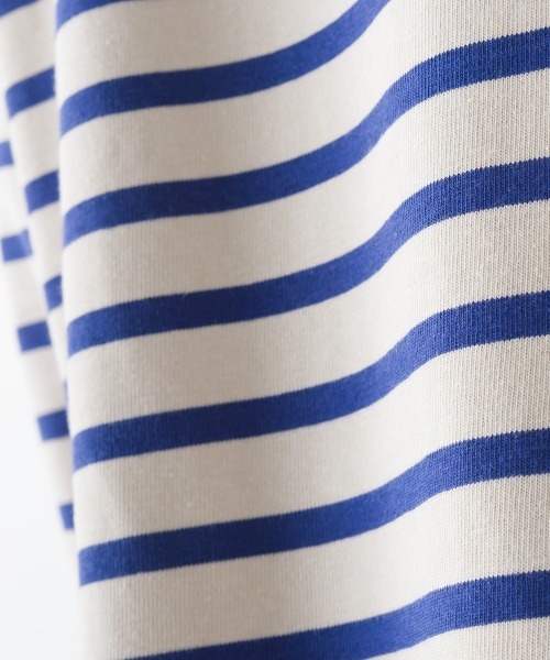 OMNES(オムネス)の「10番単ボーダーワイドシルエットスリット長袖Tシャツ(Tシャツ/カットソー・レディース・ホワイト系その他3/ホワイト系その他/ホワイト×ブラック/ホワイト系その他4/ホワイト系その他2/ネイビー×ホワイト/ブラウン系その他/ベージュ系その他・FREE)」の12枚目の写真