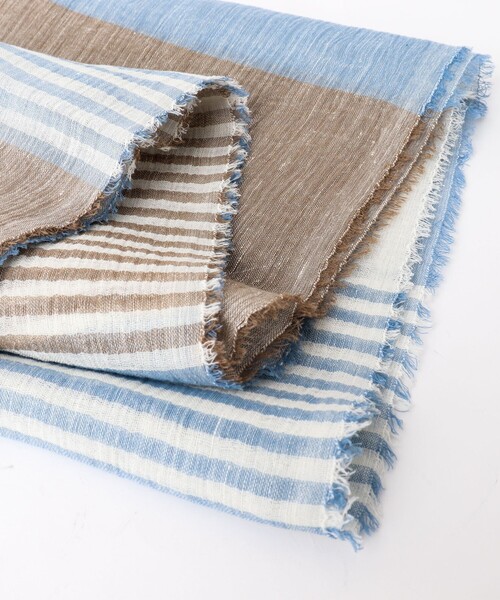 NOLLEY'S goodman(ノーリーズグッドマン)の「リネンコットンボーダーストール イタリア製 大判(ストール/ショール・メンズ・ブルー系その他/ネイビー・FREE)」の8枚目の写真