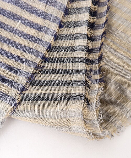 NOLLEY'S goodman(ノーリーズグッドマン)の「リネンコットンボーダーストール イタリア製 大判(ストール/ショール・メンズ・ブルー系その他/ネイビー・FREE)」の22枚目の写真
