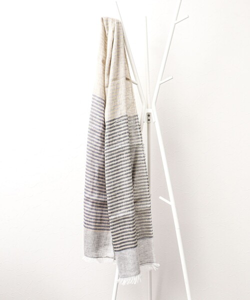 NOLLEY'S goodman(ノーリーズグッドマン)の「リネンコットンボーダーストール イタリア製 大判(ストール/ショール・メンズ・ブルー系その他/ネイビー・FREE)」の17枚目の写真