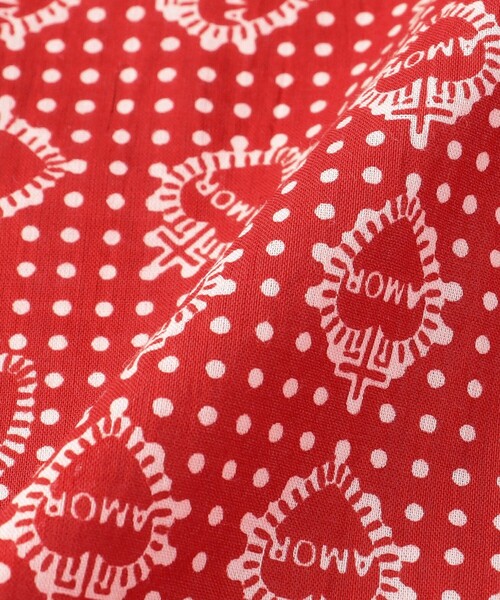 FREAK'S STORE(フリークスストア)の「Bindu/ビンドゥー Amor Bandana/アモールプリントバンダナ(バンダナ/スカーフ・レディース・レッド/ブラック・ONE SIZE)」の5枚目の写真
