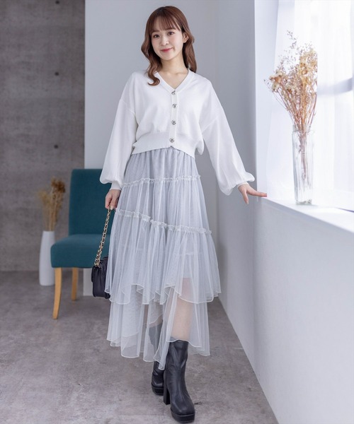 clear(クリア)の「ハートボタンVネックニットカーディガン(カーディガン/ボレロ・レディース・ブラック/ピンクベージュ/グレイッシュベージュ/杢グレー/オフホワイト・F)」の20枚目の写真