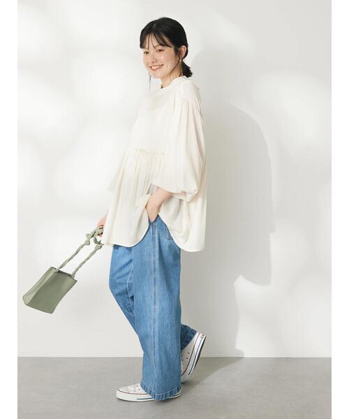 CRAFT STANDARD BOUTIQUE（クラフトスタンダードブティック）の「後リボン切替ギャザーチュニックブラウス（チュニック・レディース・ブルー/チャコールグレー/ライトベージュ・FREE）」の17枚目の写真