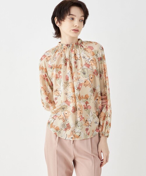 TOMORROWLAND collection（トゥモローランドコレクション）の「ピオニープリント ギャザーネックブラウス（シャツ/ブラウス・レディース・ピンク系その他2/グリーン系その他・36）」の5枚目の写真
