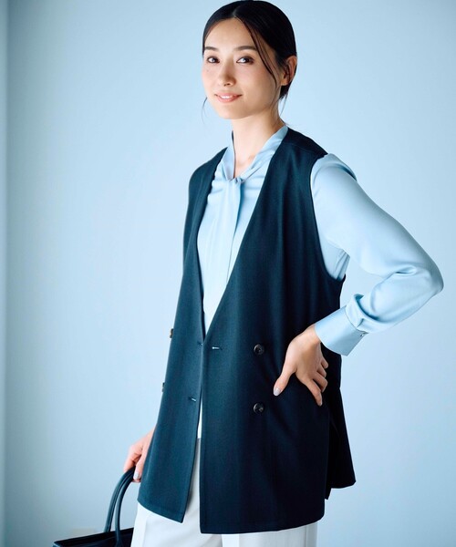 DRESKIP（ドレスキップ）の「◆【セットアップ可/イージーケア/UVカット】シワになりにくい ストレッチ ダブルボタンジレ（ベスト・レディース・ブラック/ライトベージュ/グリーン系・02/03/04）」の4枚目の写真