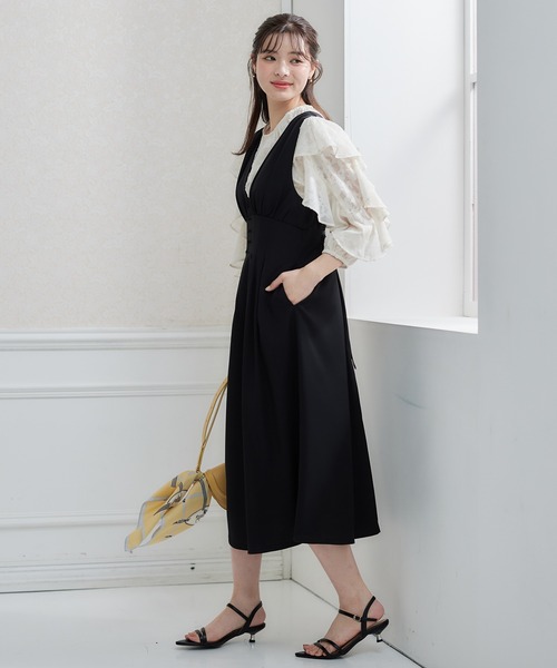 12Twelve Agenda(トゥエルブ アジェンダ)の「花柄ジャガードラッフルスリーブブラウス(シャツ/ブラウス・レディース・アイボリー/ブラック・M)」の5枚目の写真