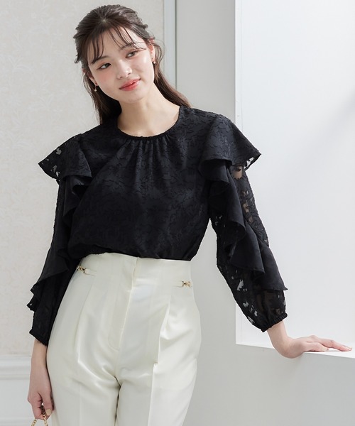 12Twelve Agenda(トゥエルブ アジェンダ)の「花柄ジャガードラッフルスリーブブラウス(シャツ/ブラウス・レディース・アイボリー/ブラック・M)」の17枚目の写真