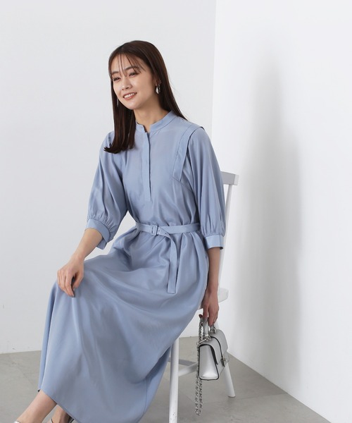 N.（N. Natural Beauty Basic）（エヌエヌナチュラルビューティーベーシック）の「◆マットサテンボリュームスリーブワンピース（ワンピース・レディース・ブルー/チャコールグレー/ベージュ・MEDIUM）」の17枚目の写真