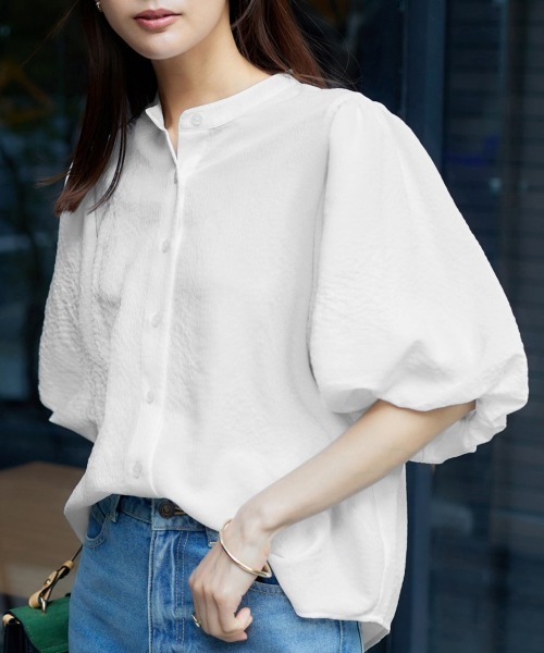 nissen（ニッセン）の「ボリューム袖バンドカラーシャツ（シャツ/ブラウス・レディース・サックスブルー/オフホワイト/ブラック・M/L/LL/S）」の2枚目の写真