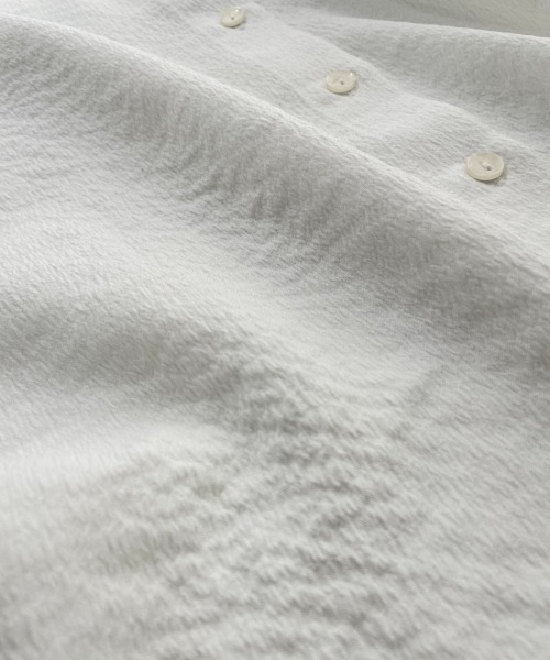 nissen（ニッセン）の「ボリューム袖バンドカラーシャツ（シャツ/ブラウス・レディース・サックスブルー/オフホワイト/ブラック・M/L/LL/S）」の16枚目の写真