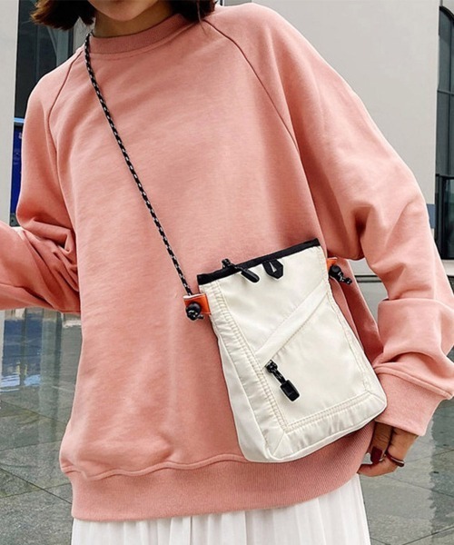 Miniministore(ミニミニストア)の「ミニショルダーバッグ軽量ナイロンバッグ(ショルダーバッグ・レディース・アイボリー/ライトブルー/ブラック・FREE)」の2枚目の写真