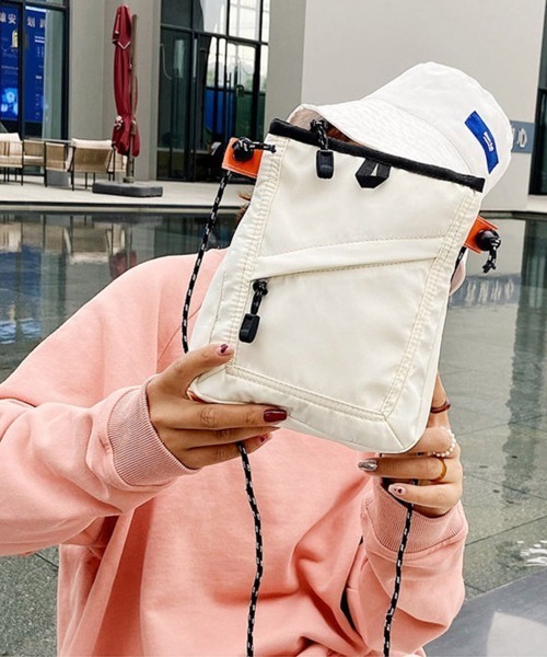 Miniministore(ミニミニストア)の「ミニショルダーバッグ軽量ナイロンバッグ(ショルダーバッグ・レディース・アイボリー/ライトブルー/ブラック・FREE)」の6枚目の写真