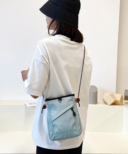 Miniministore(ミニミニストア)の「ミニショルダーバッグ軽量ナイロンバッグ(ショルダーバッグ・レディース・アイボリー/ライトブルー/ブラック・FREE)」の8枚目の写真