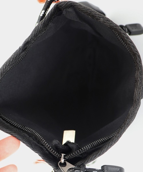 Miniministore(ミニミニストア)の「ミニショルダーバッグ軽量ナイロンバッグ(ショルダーバッグ・レディース・アイボリー/ライトブルー/ブラック・FREE)」の17枚目の写真
