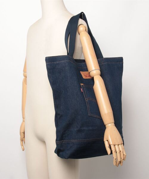 Levi's（リーバイス）の「THE LEVI'S(R) BACK POCKET TOTE（トートバッグ・メンズ・ワンウォッシュ・FREE）」の16枚目の写真